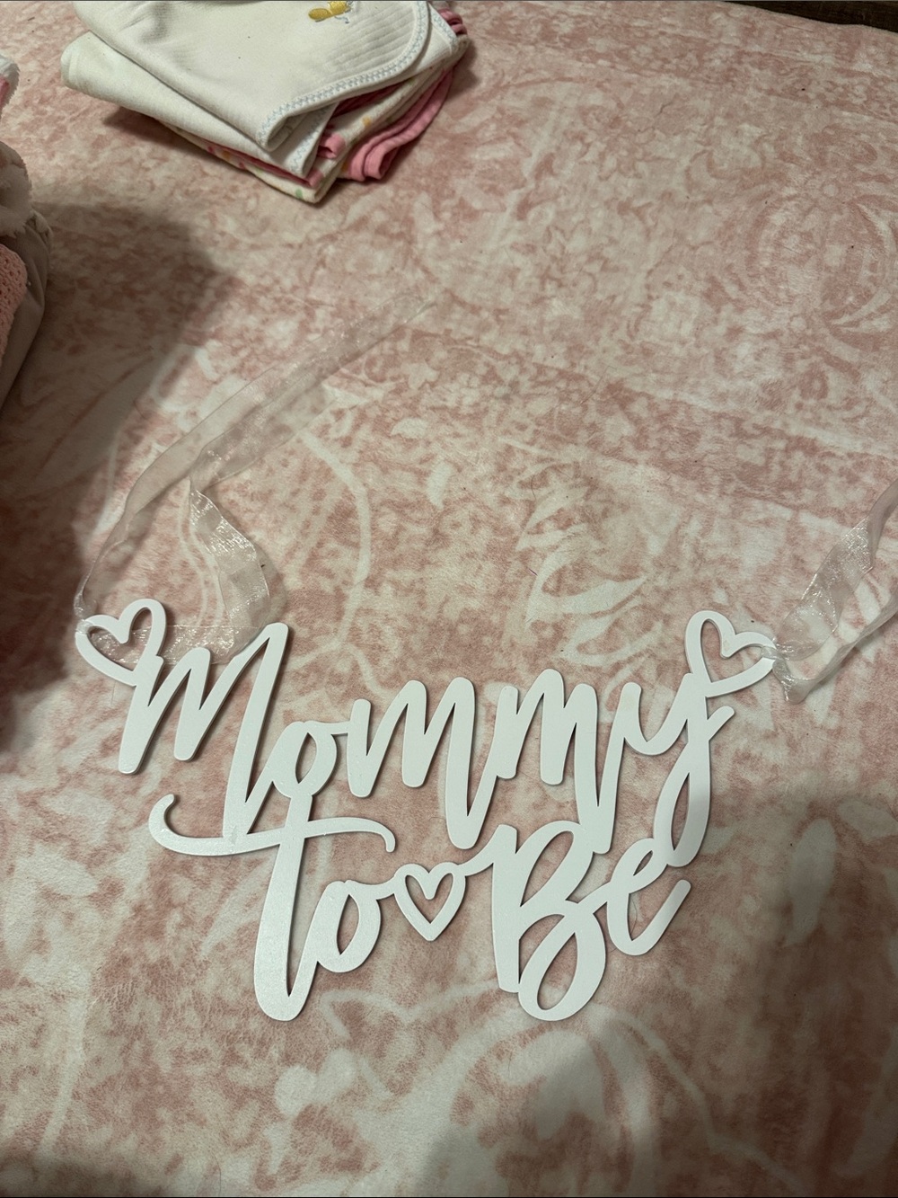 “Mommy To Be” Baby Shower Decor